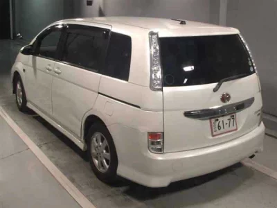 Toyota ISIS