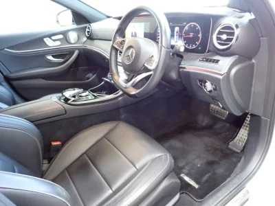 Mercedes-Benz E CLASS WAGON