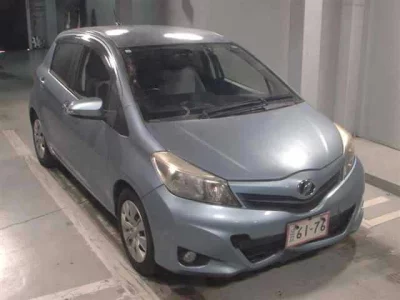 Toyota VITZ  с аукциона в Японии