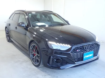 Audi RS4