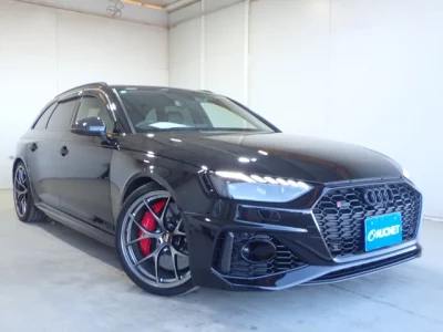 Audi RS4