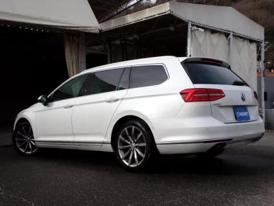 Volkswagen PASSAT VARIANT