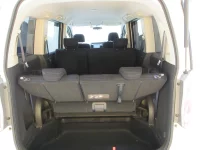 Honda STEP WAGON лот № 28074 оценка 3.5  с аукциона в Японии 8