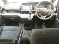 Honda STEP WAGON лот № 28074 оценка 3.5  с аукциона в Японии 4