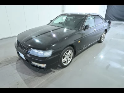 Nissan LAUREL  с аукциона в Японии
