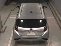 Toyota AQUA лот № 8200 оценка 3.5  с аукциона в Японии 6