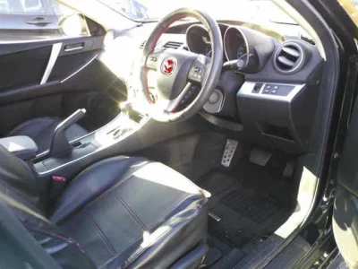 Mazda AXELA  с аукциона в Японии