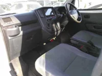 Mazda BONGO лот № 4502 оценка 3.5  с аукциона в Японии 7