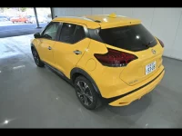 Nissan KICKS лот № 20233 оценка 4  с аукциона в Японии 3