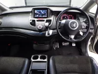 Honda ODYSSEY лот № 19057 оценка 4  с аукциона в Японии 4