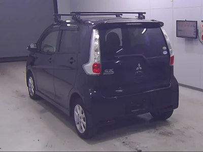 Mitsubishi EK CUSTOM