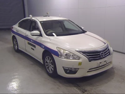 Nissan TEANA