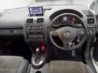 Volkswagen GOLF TOURAN лот № 19087 оценка R  с аукциона в Японии 4