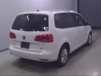 Volkswagen GOLF TOURAN лот № 19087 оценка R  с аукциона в Японии 2