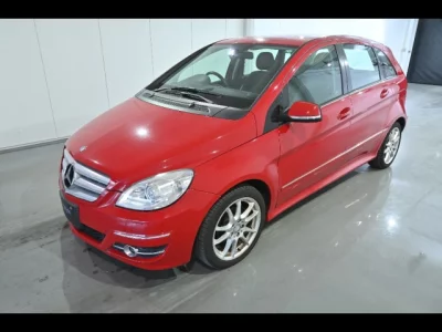 Mercedes-Benz B CLASS