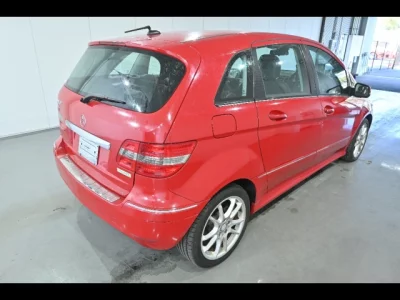 Mercedes-Benz B CLASS