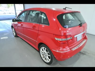 Mercedes-Benz B CLASS