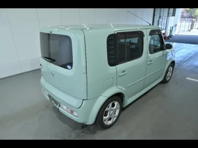 Nissan CUBE  с аукциона в Японии