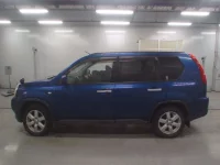Nissan X-TRAIL лот № 10006 оценка 3.5  с аукциона в Японии 3