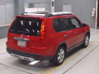 Nissan X-TRAIL лот № 70004 оценка 3.5  с аукциона в Японии 1