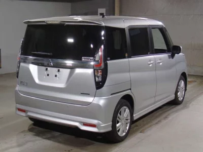 Mitsubishi DELICA D2