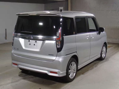 Mitsubishi DELICA D2