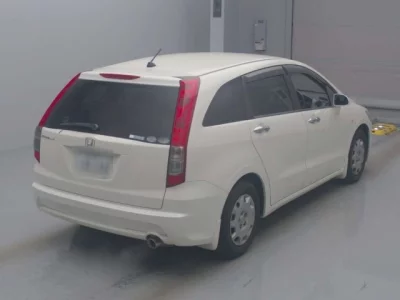 Honda STREAM  с аукциона в Японии