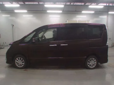 Nissan SERENA  с аукциона в Японии