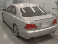 Toyota CROWN лот № 10047 оценка 3.5  с аукциона в Японии 5