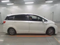 Toyota WISH лот № 10063 оценка 3  с аукциона в Японии 2