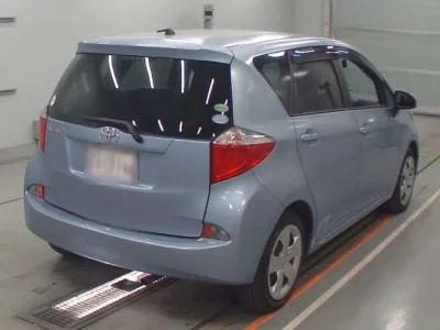 Toyota RACTIS  с аукциона в Японии