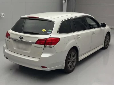 Subaru LEGACY  с аукциона в Японии