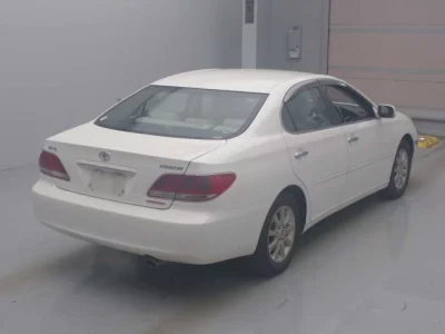 Toyota WINDOM  с аукциона в Японии