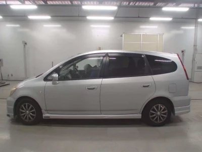 Honda STREAM  с аукциона в Японии