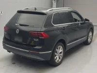 Volkswagen TIGUAN лот № 30035 оценка 4.5  с аукциона в Японии 1