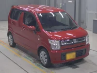 Suzuki WAGON R лот № 30007 оценка 5  с аукциона в Японии 4