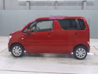 Suzuki WAGON R лот № 30007 оценка 5  с аукциона в Японии 3