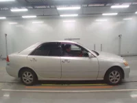 Toyota MARK II лот № 10162 оценка R  с аукциона в Японии 2