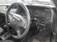 Toyota CROWN COMFORT лот № 10179 оценка 3  с аукциона в Японии 6