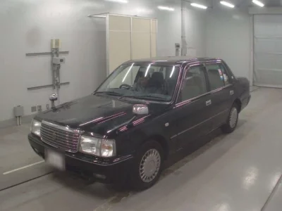 Toyota CROWN COMFORT  с аукциона в Японии