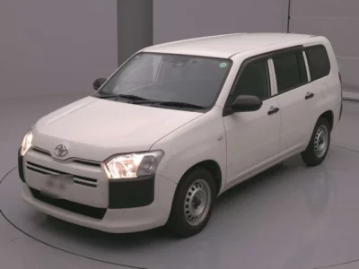 Toyota PROBOX  с аукциона в Японии