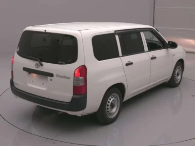 Toyota PROBOX  с аукциона в Японии