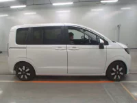 Honda FREED лот № 36105 оценка 5  с аукциона в Японии 2
