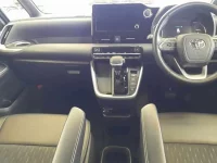 Toyota NOAH лот № 30053 оценка 4.5  с аукциона в Японии 8