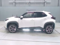 Toyota YARIS CROSS лот № 30054 оценка 5  с аукциона в Японии 3