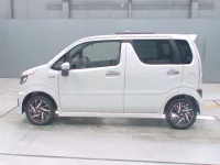 Suzuki WAGON R лот № 30061 оценка S  с аукциона в Японии 3