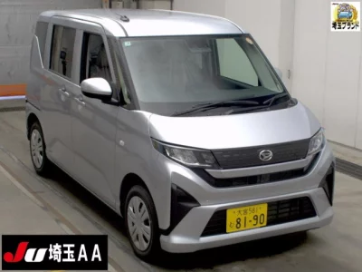 Daihatsu MOVE  с аукциона в Японии