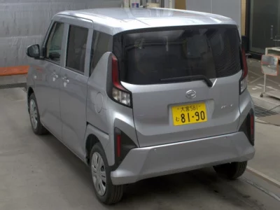 Daihatsu MOVE  с аукциона в Японии