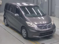 Honda FREED лот № 30067 оценка 4.5  с аукциона в Японии 4