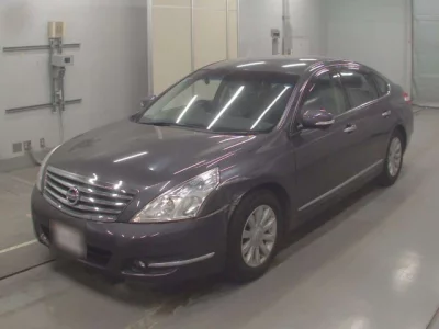 Nissan TEANA